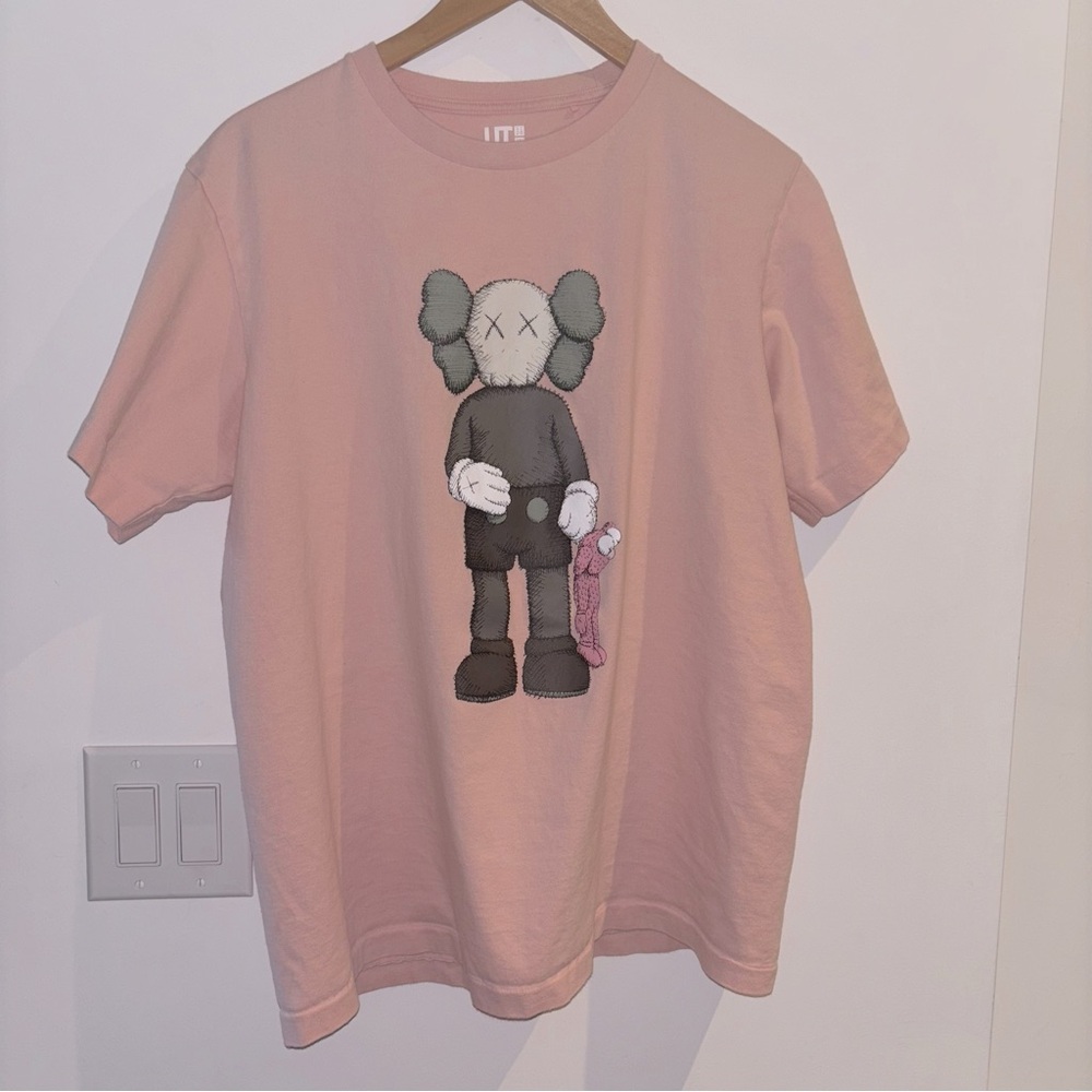 KAWS Uniqlo T shirt Size L